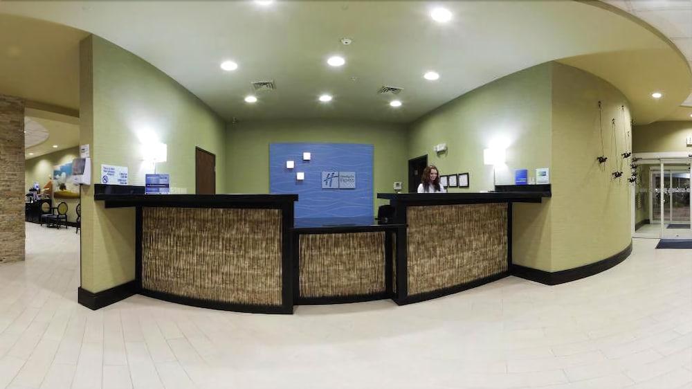 Holiday Inn Express Waycross Buitenkant foto