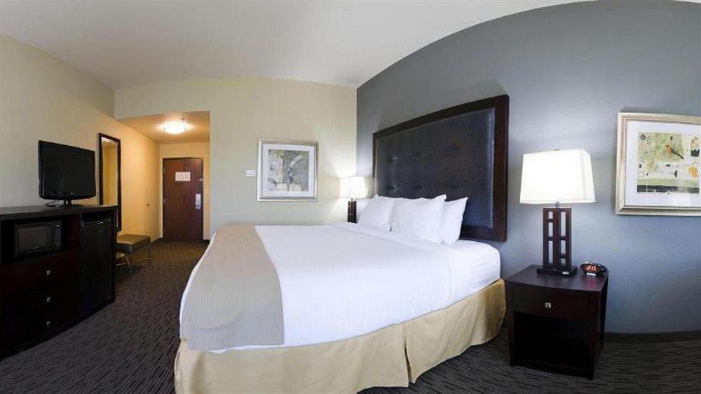 Holiday Inn Express Waycross Buitenkant foto