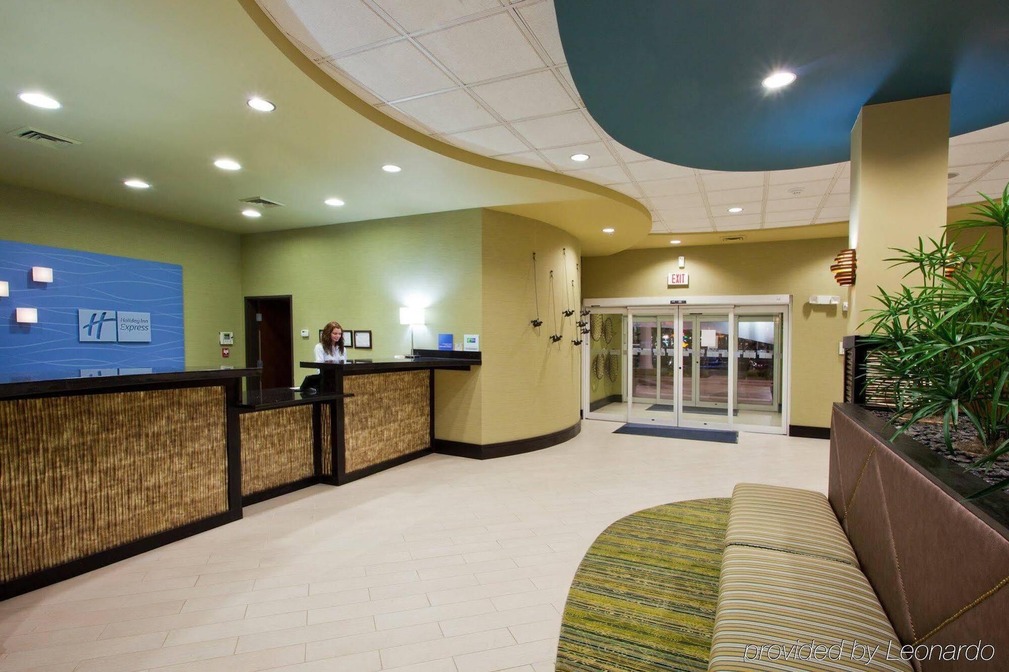 Holiday Inn Express Waycross Buitenkant foto