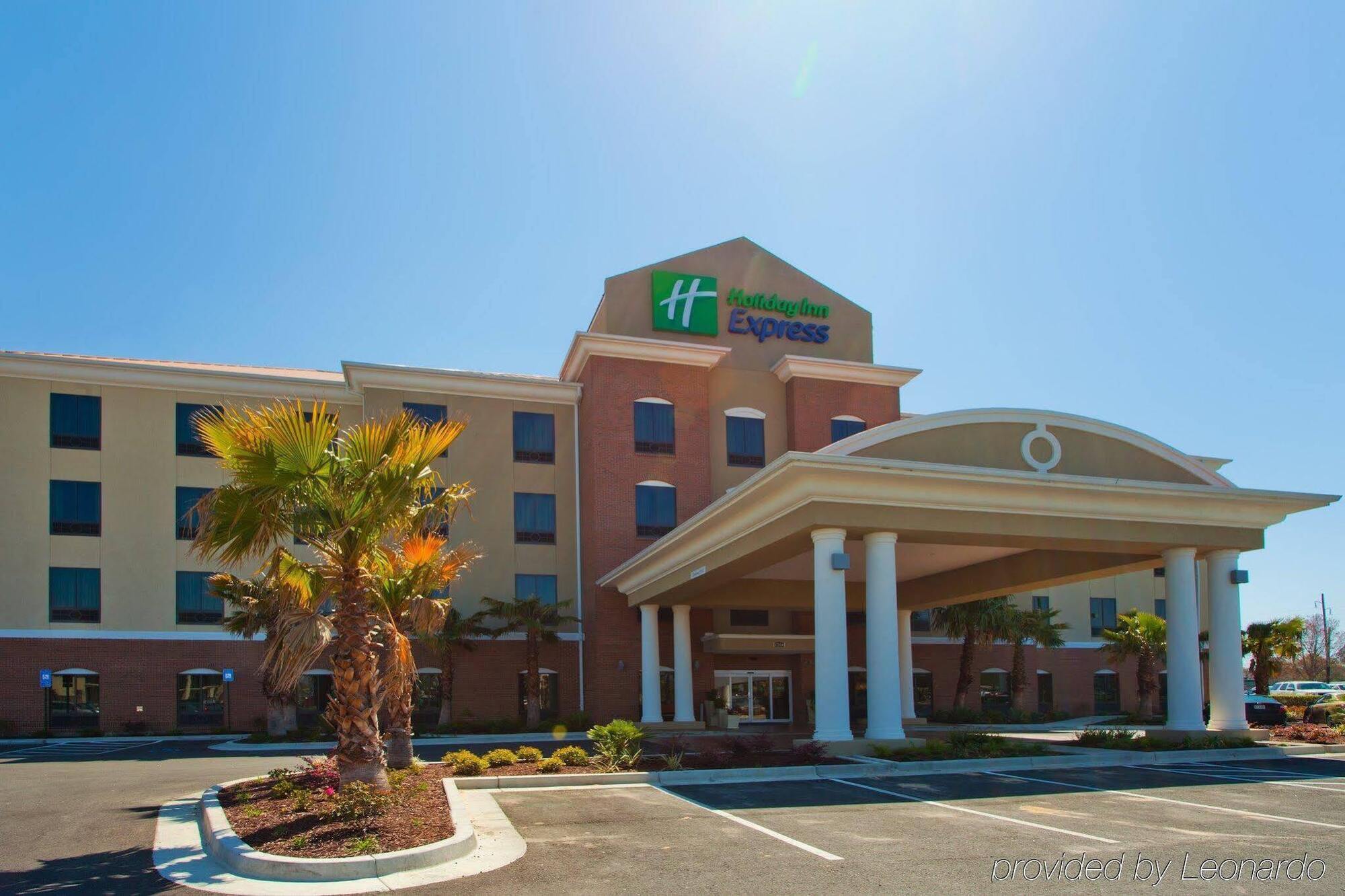 Holiday Inn Express Waycross Buitenkant foto